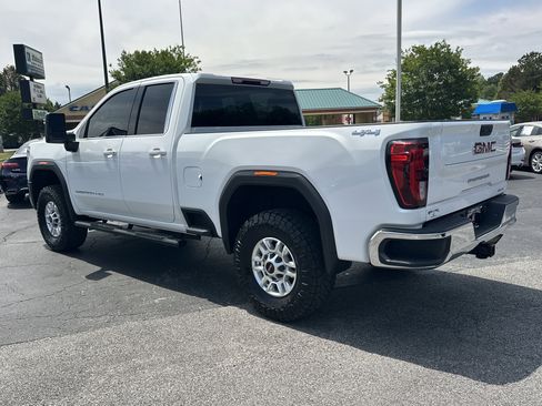 Used 2024 GMC Sierra 2500 SLE w/ SLE Value Package; AWD/4WD image 6