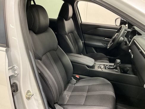 Used 2025 MAZDA CX-50 AWD 2.5 S w/ Weather Package image 9