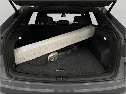 New 2026 Volkswagen Atlas Cross Sport SEL Premium R-Line AWD/4WD image 6