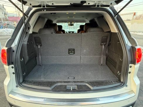 Used 2015 GMC Acadia SLT image 23