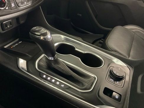 Used 2019 Chevrolet Traverse Premier w/ Driver Confidence II Package image 23