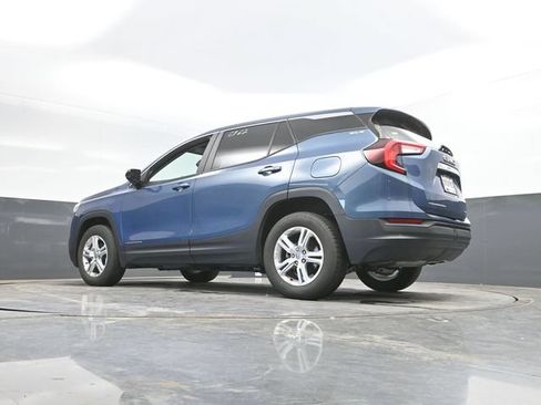 Used 2024 GMC Terrain SLE AWD/4WD image 50