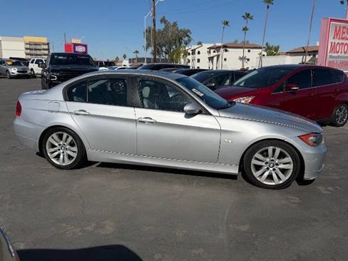 Used 2006 BMW 325i Sedan image 3