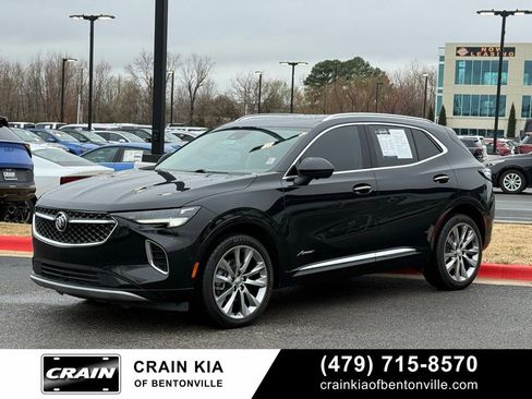 Used 2022 Buick Envision Avenir w/ Technology Package II FWD image 3