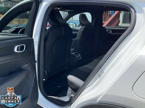 Used 2023 Volvo C40 P8 Recharge Plus w/ Protection Package Premier AWD/4WD image 29