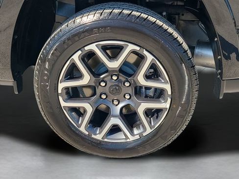 Used 2026 RAM 1500 Laramie AWD/4WD image 7