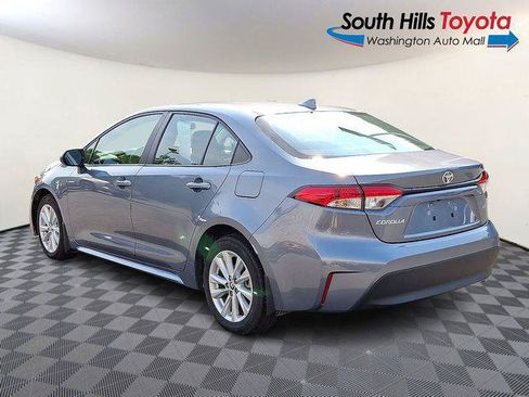 Certified 2025 Toyota Corolla LE w/ LE Premium Package FWD image 4