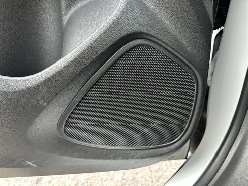 Used 2025 Buick Encore GX Preferred image 30