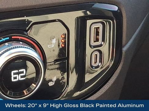 Used 2025 GMC Sierra 1500 Elevation AWD/4WD image 16