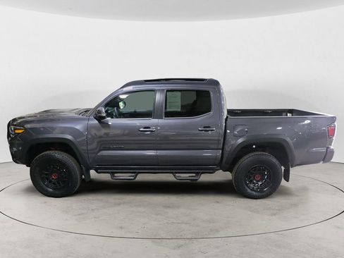 Used 2023 Toyota Tacoma TRD Pro AWD/4WD image 2