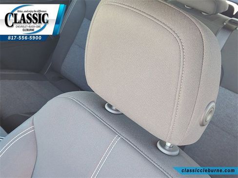 Used 2025 GMC Acadia Elevation image 15