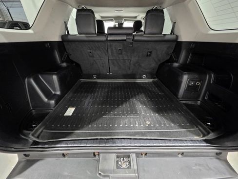 Used 2020 Toyota 4Runner SR5 Premium image 22