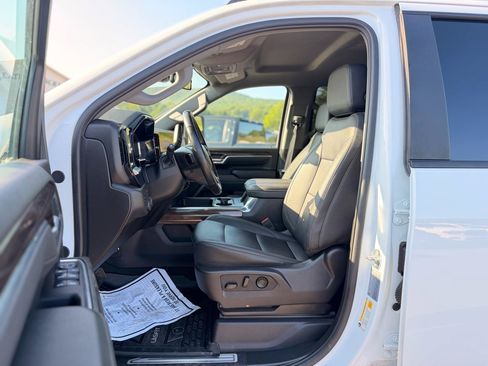 Used 2025 Chevrolet Silverado 3500 LT w/ All Star Edition AWD/4WD image 10