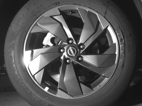 Used 2025 Nissan Rogue SV FWD image 15