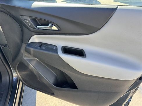 Certified 2019 Chevrolet Equinox LS image 7