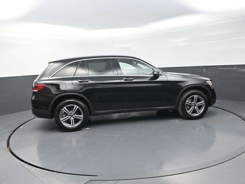 Used 2021 Mercedes-Benz GLC 300 4MATIC image 24