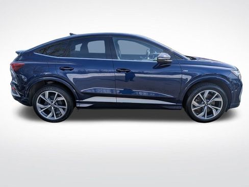 Used 2023 Audi Q4 e-tron Premium w/ Convenience Package image 6