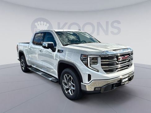 New 2026 GMC Sierra 1500 SLT w/ SLT Premium Package image 10