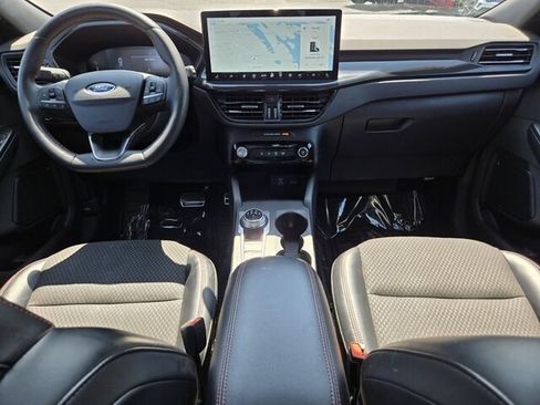 Certified 2023 Ford Escape ST-Line w/ Tech Pack #1 AWD/4WD image 13