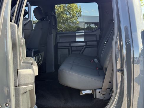 Used 2016 Ford F150 XLT w/ Equipment Group 302A Luxury AWD/4WD image 17