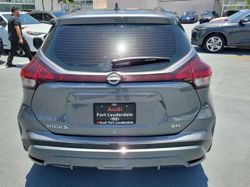 Used 2023 Nissan Kicks SR FWD image 5