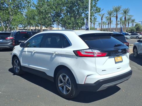 Certified 2023 Ford Edge SEL w/ Convenience Package AWD/4WD image 6