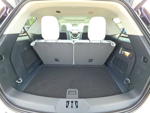 New 2026 Ford Explorer Platinum w/ LUX Leather Package AWD/4WD image 44
