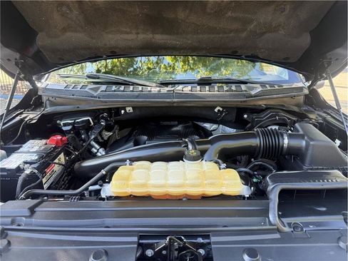Used 2018 Ford F150 Lariat AWD/4WD image 17