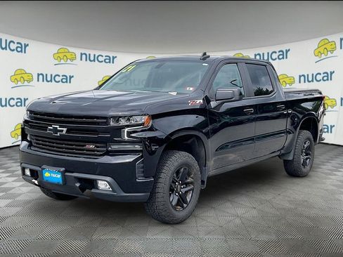 Used 2021 Chevrolet Silverado 1500 LT Trail Boss w/ Convenience Package II AWD/4WD image 3