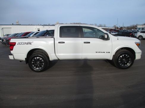 Used 2019 Nissan Titan PRO-4X w/ Pro-4x Utility Package image 3