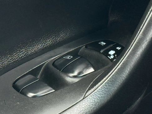 Used 2015 Nissan Altima 2.5 S w/ Power Driver Seat Package FWD image 23