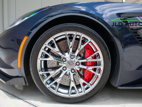 Used 2016 Chevrolet Corvette Z06 w/ Z07 Performance Package RWD image 23