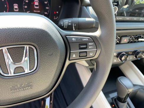 New 2025 Honda Accord SE image 18