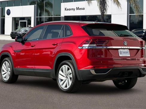 Used 2022 Volkswagen Atlas Cross Sport SE image 6