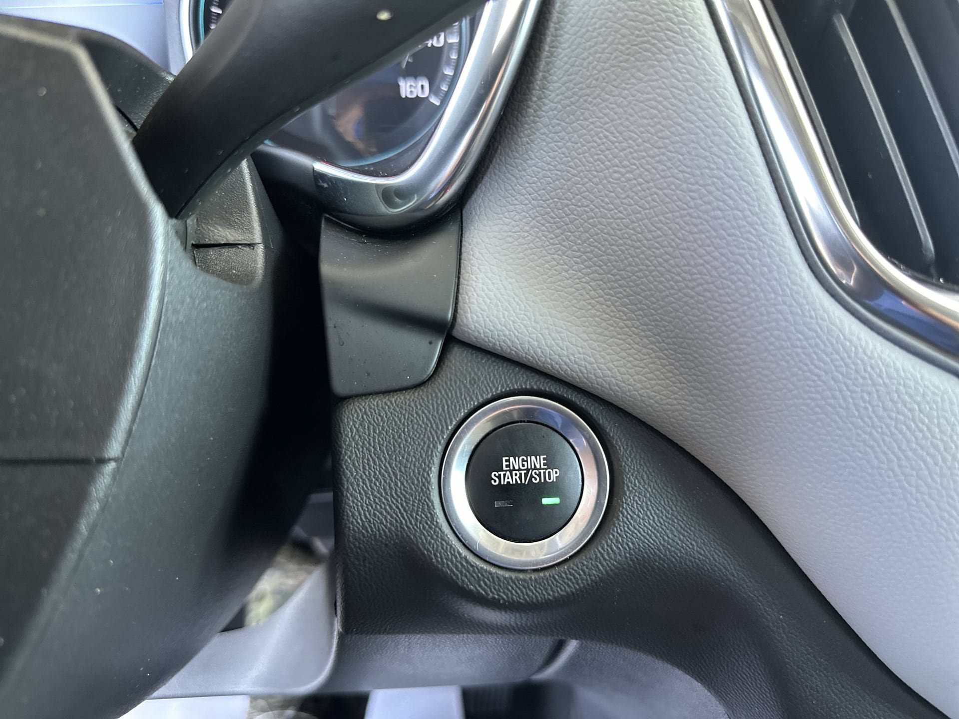 Certified 2022 Chevrolet Equinox LT FWD image 17