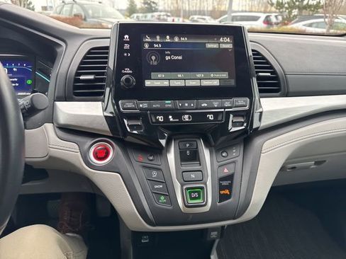 Used 2024 Honda Odyssey EX-L image 18