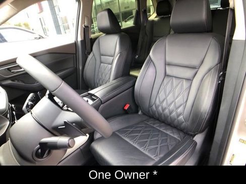 Certified 2023 Nissan Rogue Platinum AWD/4WD image 13