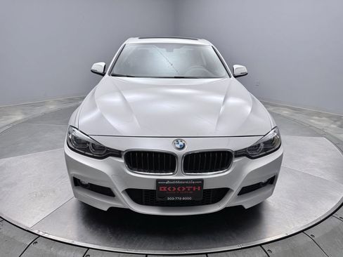 Used 2018 BMW 330i xDrive Sedan AWD/4WD image 2