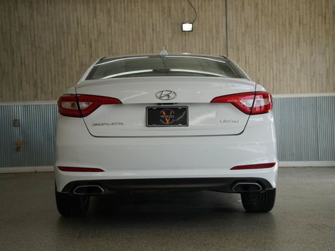 Used 2017 Hyundai Sonata Limited w/ Ultimate Package 04 FWD image 8