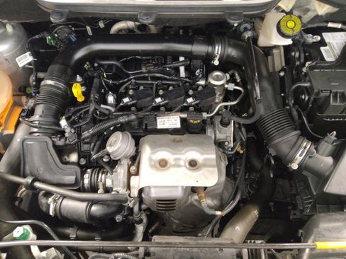 Used 2020 Ford EcoSport Titanium FWD image 30
