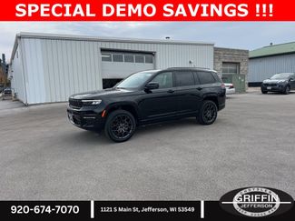 New 2025 Jeep Grand Cherokee L Summit w/ Obsidian Package video 1