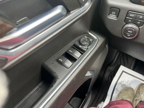 Used 2023 Chevrolet Silverado 1500 LT Trail Boss w/ Protection Package image 11