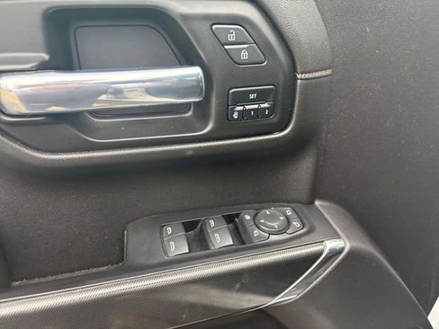 Used 2021 GMC Sierra 1500 AT4 image 9