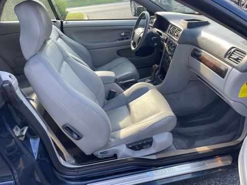 Used 2001 Volvo C70 HT FWD image 11