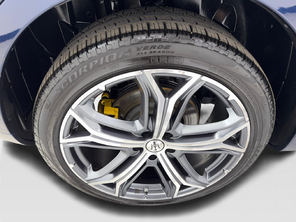 Used 2023 Maserati Levante GT AWD/4WD image 81