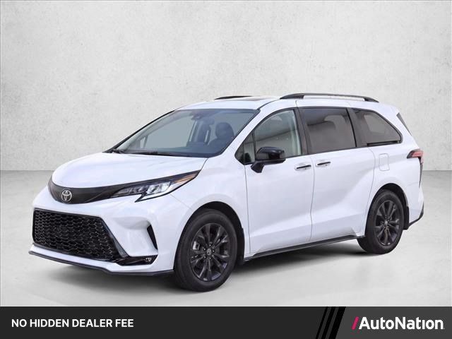 Certified 2026 Toyota Sienna XSE AWD/4WD image 1