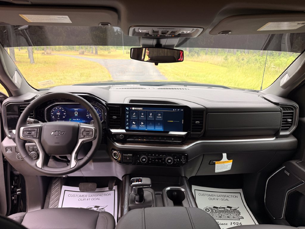 New 2026 Chevrolet Silverado 1500 RST w/ RST All Star Premium Package AWD/4WD image 15