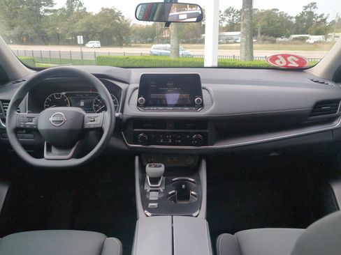 Used 2026 Nissan Rogue S image 27