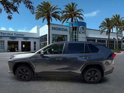 Used 2025 Toyota RAV4 LE FWD image 5