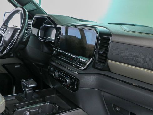 Used 2022 Chevrolet Silverado 1500 ZR2 AWD/4WD image 29